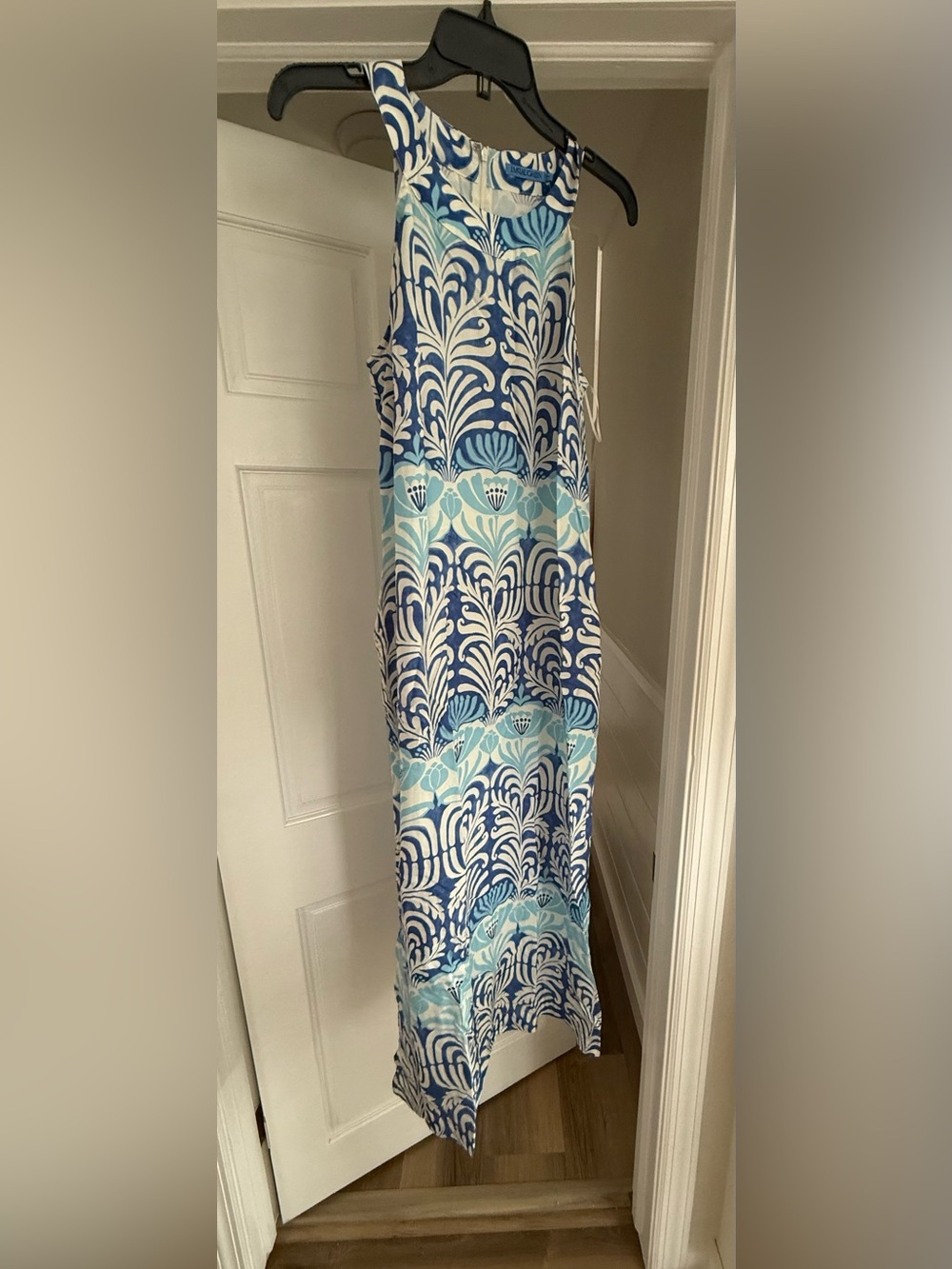J. McLaughlin Blue & Aqua Patterned Maxi Dress